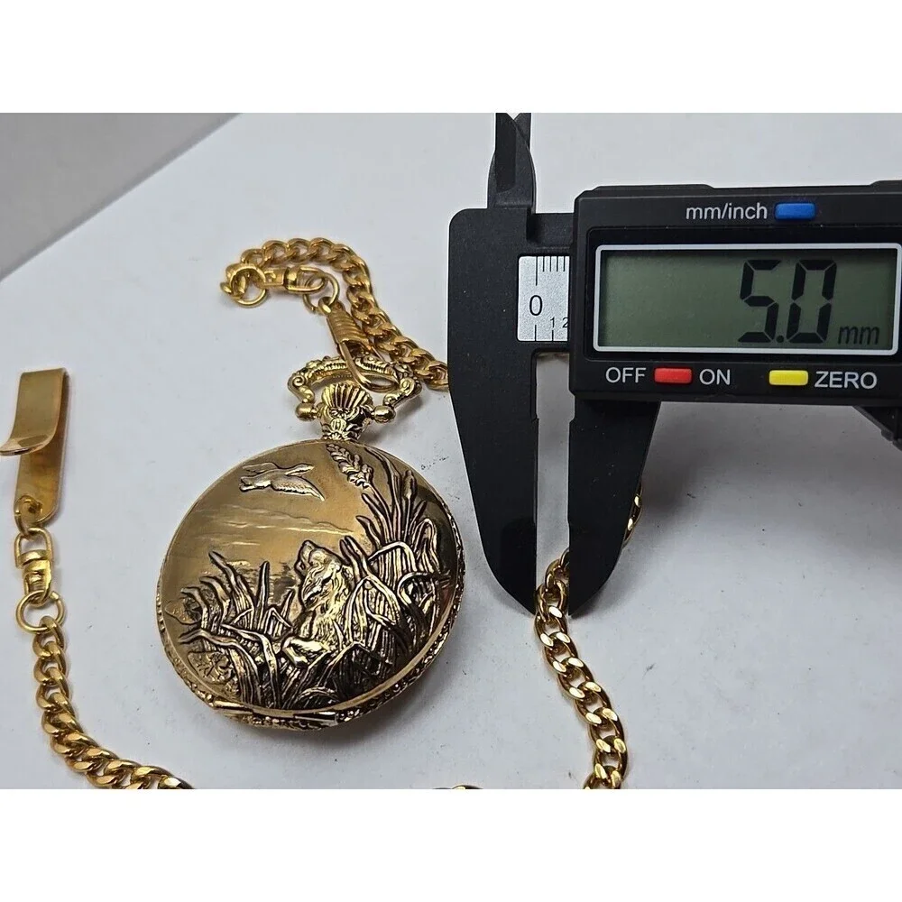 Dickies MZ Berger Gold Tone Hunting Dog Pocket Watch Quartz Japan New Battery
